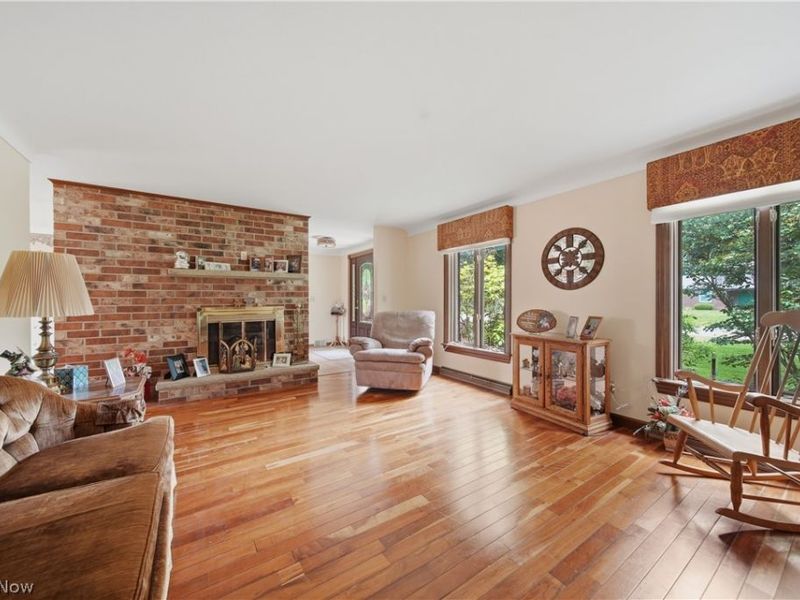 6118 Wiclif Street NE, Canton, OH 44721 Photo 6