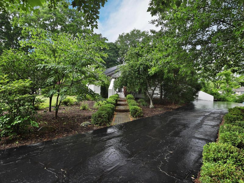 668 Eagle Ridge , Powell, OH 43065 Photo 3