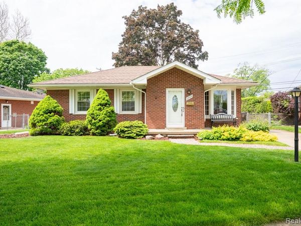 2960 Anna Court , Trenton, MI 48183