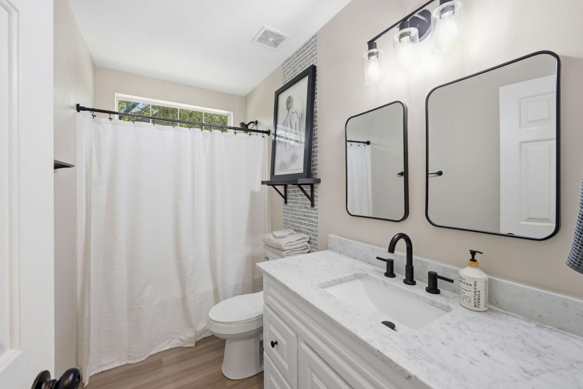 8528 Falling Leaf Lane Photo 26