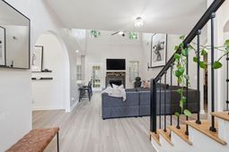 8528 Falling Leaf Lane photo 4