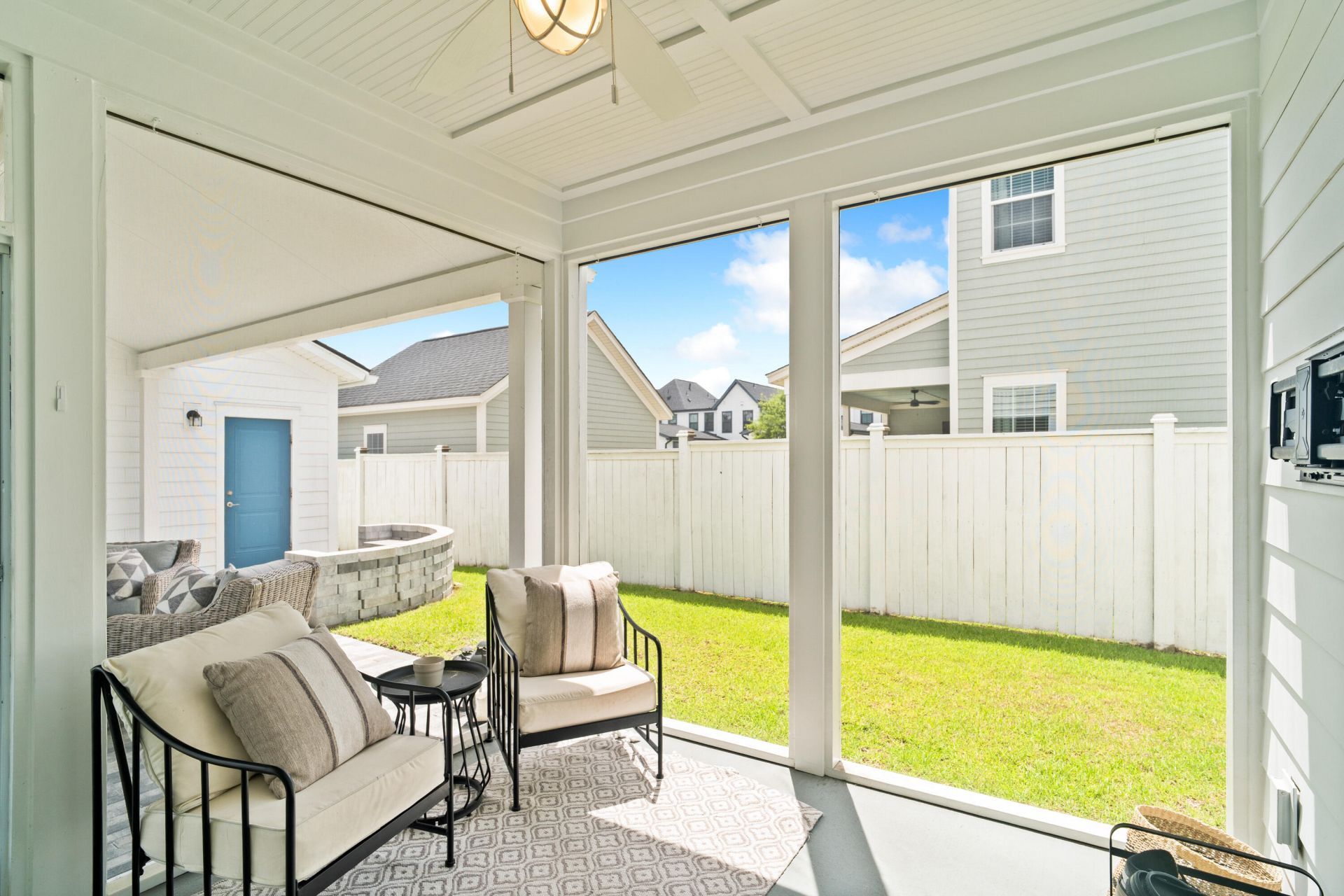 645 Blueway Avenue Photo 42