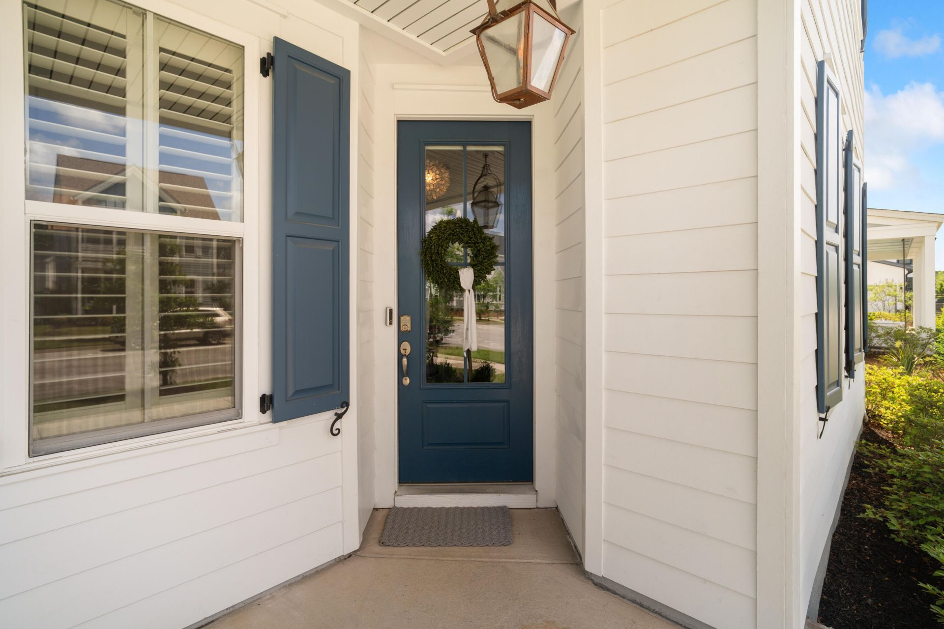 645 Blueway Avenue Photo 8
