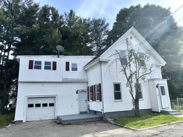 14 Elm Ave, Holbrook, MA 02343