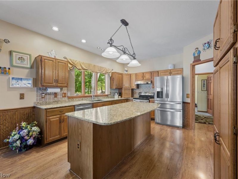 1846 Fairway Drive, Green, OH 44685 Photo 13