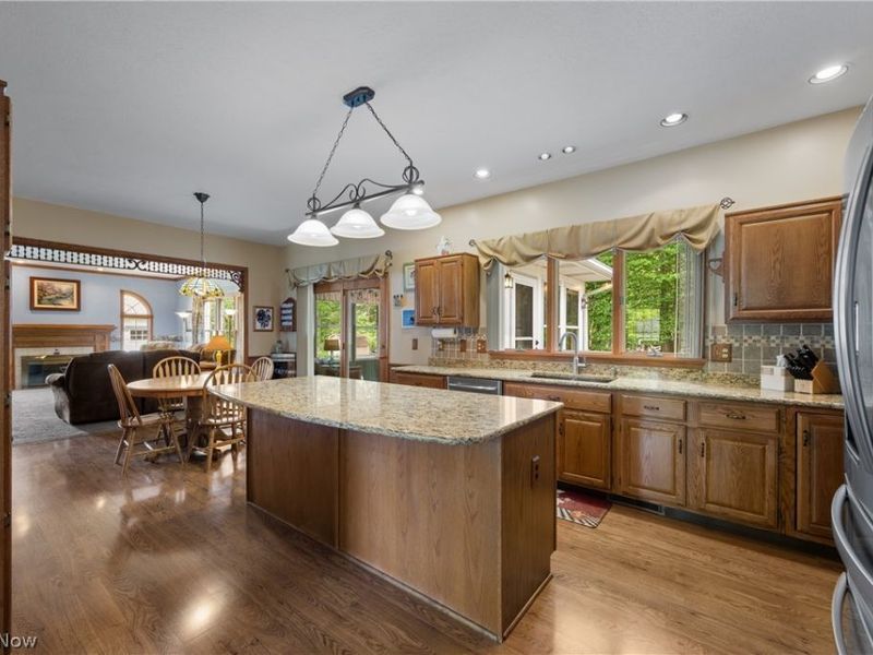 1846 Fairway Drive, Green, OH 44685 Photo 14