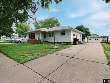 104 S King Street , Cedar Bluffs, NE 68015