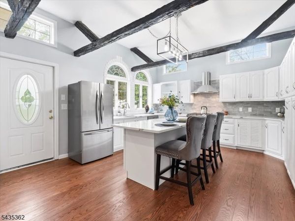 2 Linden Ave, West Orange, NJ 07052