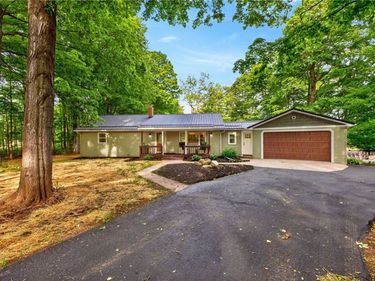 5848 Lanson Road, Ontario, NY 14519