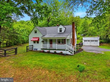 13030 JOHN MARSHALL HIGHWAY, LINDEN, VA 22642
