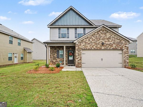 102 Douglas Fir Drive, Jackson, GA 30233