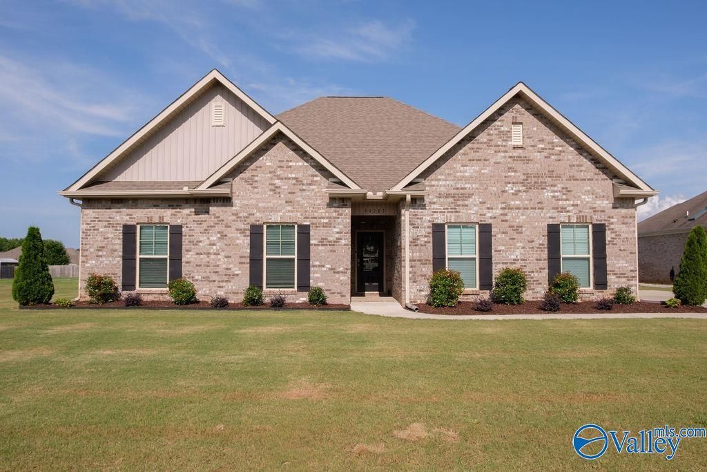 24282 Ransom Spring Drive, Athens, AL 35613 Main Photo