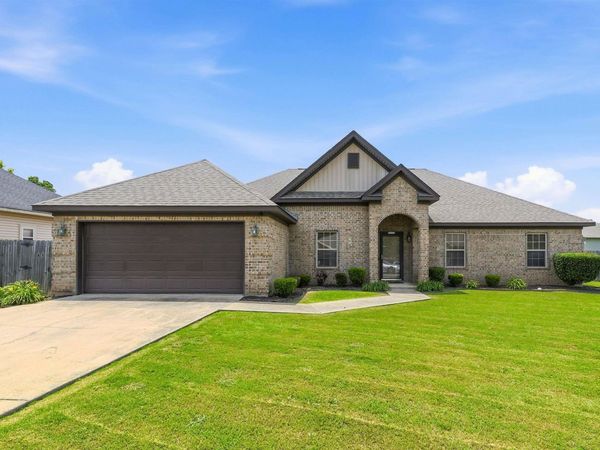 5502 Glenn Cove, Bryant, AR 72022