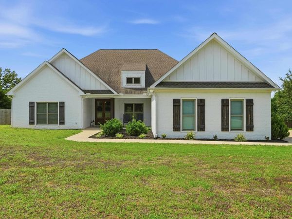 64 Hargrove Road, Greenbrier, AR 72058