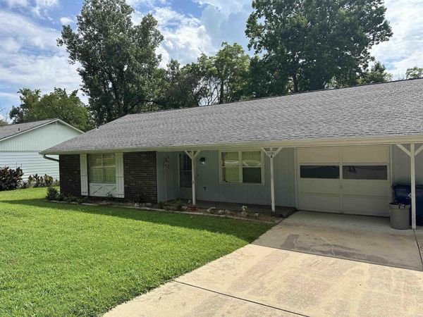 1121 Meadowbrook Drive , Mountain Home, AR 72653