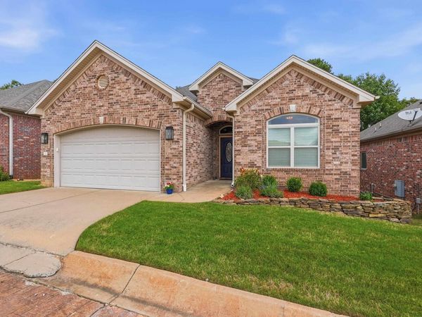 18 Pennsylvania Court , Little Rock, AR 72223