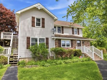 12318 Buckwheat Road , Akron, NY 14001