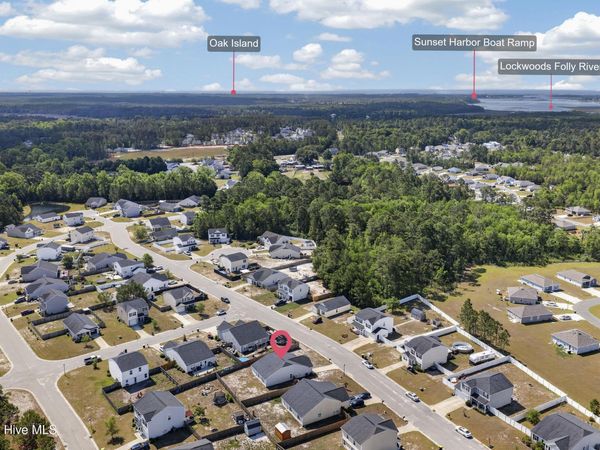 457 Old Charleston Drive SE, Bolivia, NC 28422