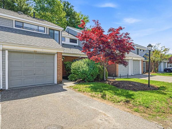 153 Greenbrook Dr, Unit 153, Stoughton, MA 02072