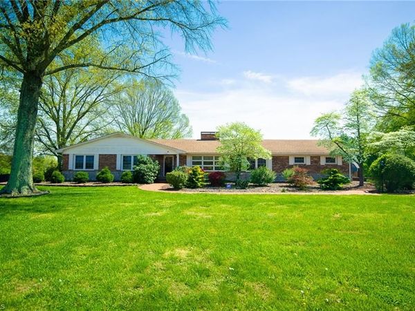1110 Coon Road , Pinnacle, NC 27043