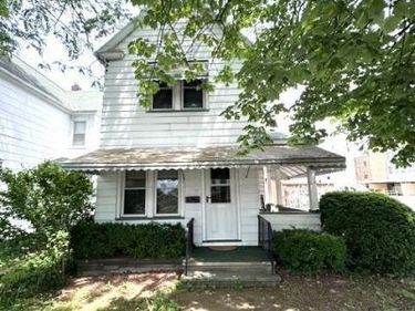 25 Division Street, Kingston, PA 18704