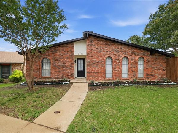 2903 Winterberry Drive, Carrollton, TX 75007