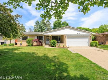5150 Dayton Drive, Troy, MI 48085