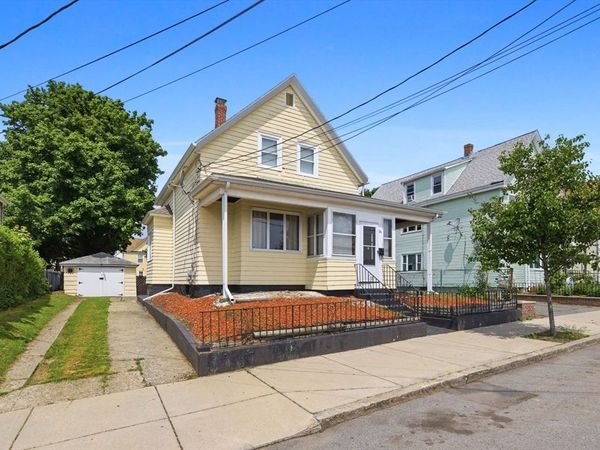 36 Florence St, Everett, MA 02149