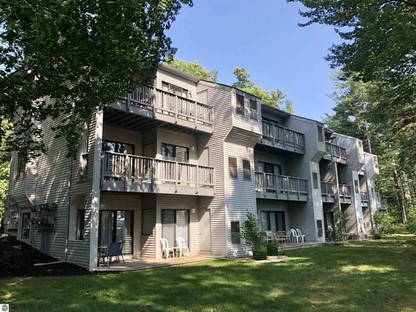5663 Creeks Crossing, Williamsburg, MI 49690