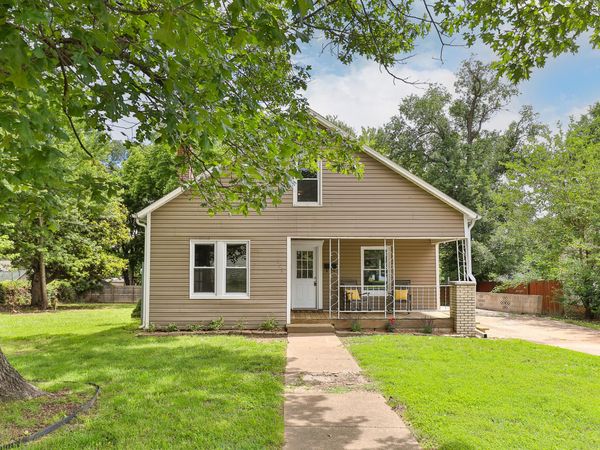 202 N Wilson Avenue, Bolivar, MO 65613