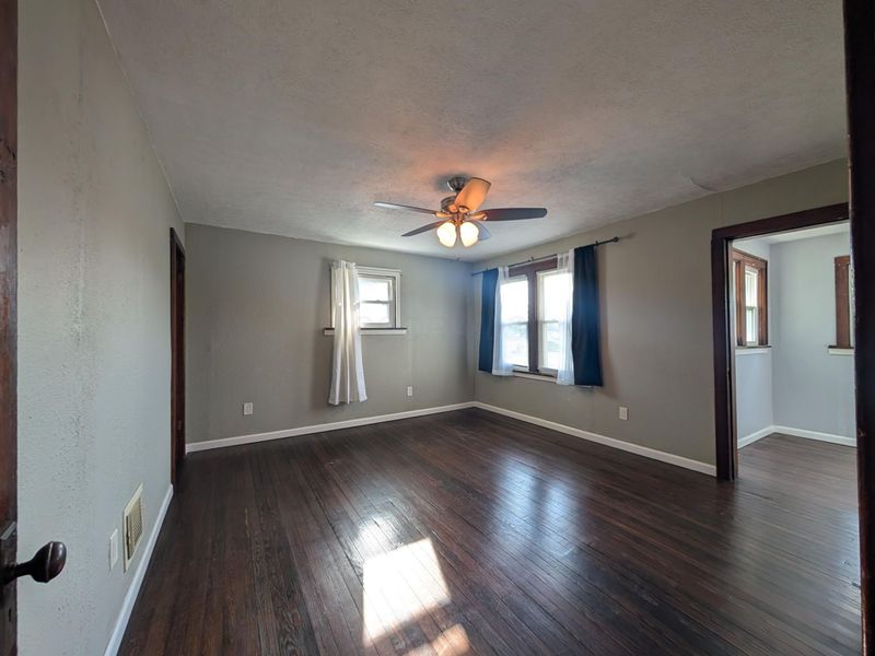 884 Bellows Avenue , Columbus, OH 43223 Photo 12