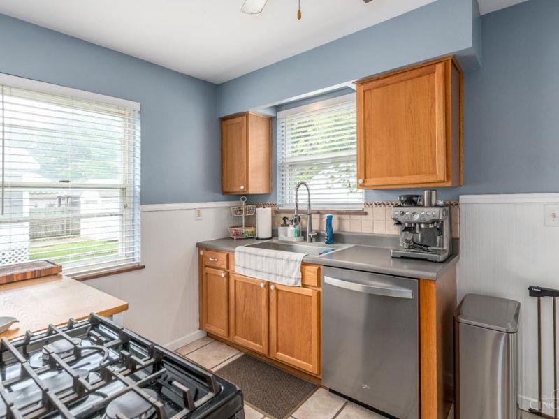 7825 Dearborn Avenue, Deer Park, OH 45236 Photo 15