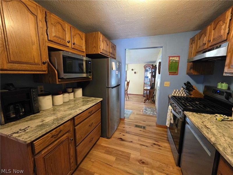 300 Montview Drive, Medina, OH 44256 Photo 13
