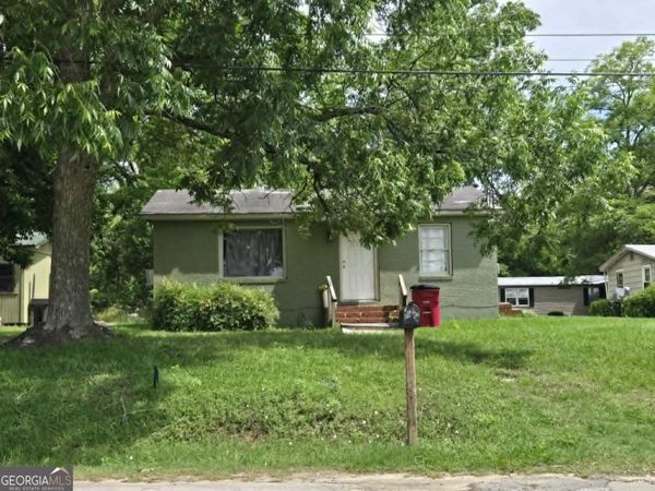 14 Hendley Street, Hawkinsville, GA 31036