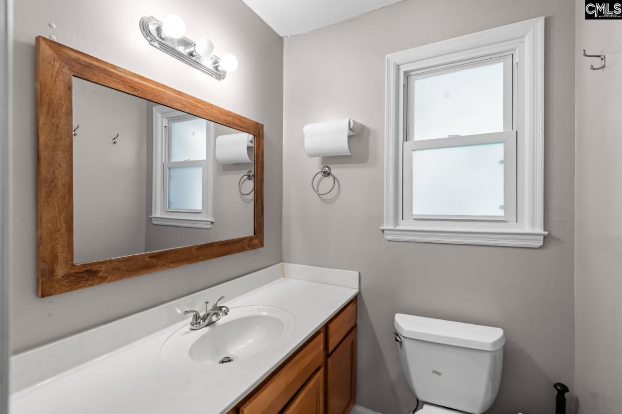 508 Parlock Road  Photo 16