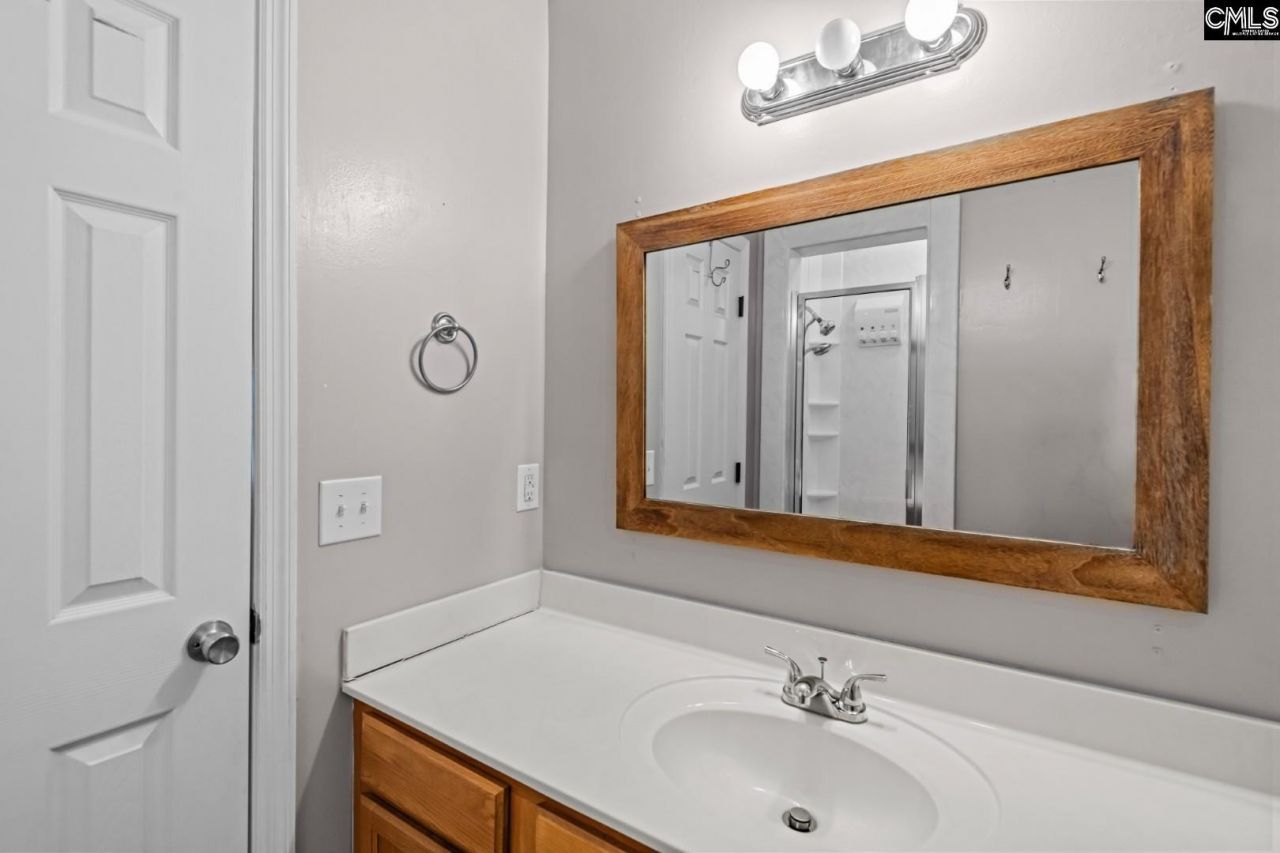 508 Parlock Road  Photo 17