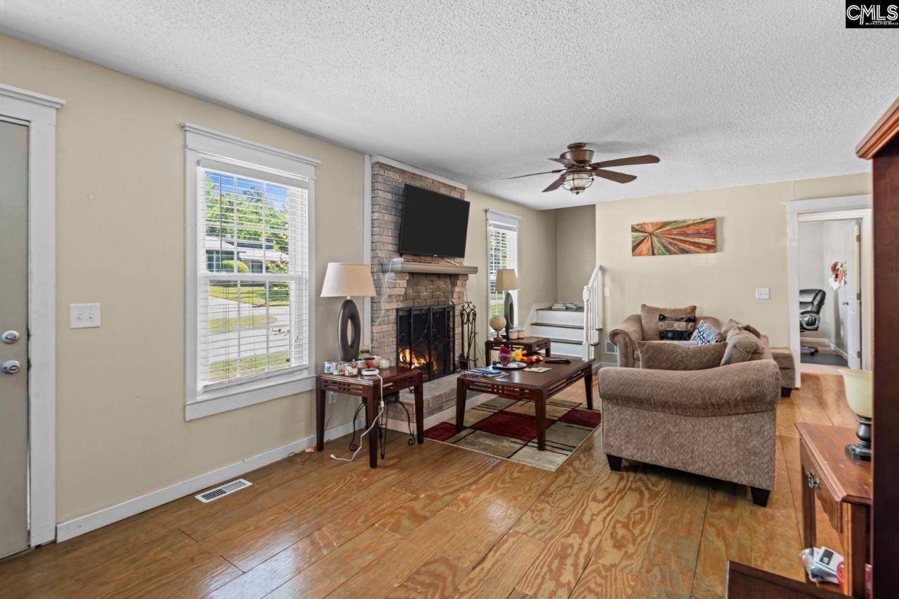 508 Parlock Road  Photo 4