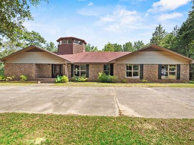 1843 Kolb Raod Road , Sumter, SC 29154