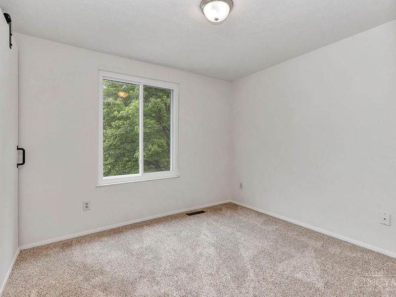 10683 Stonewood Court, Cincinnati, OH 45240 Photo 19