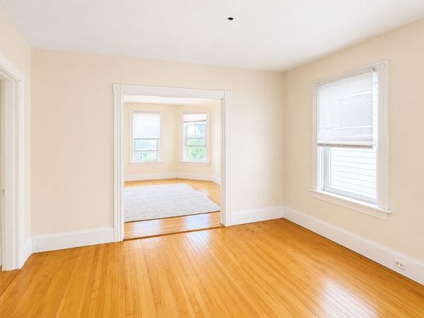 21 4th St, Unit 2, Attleboro, MA 02703