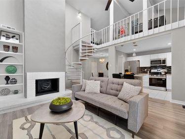 9145 Emberglow Lane, Dallas, TX 75243