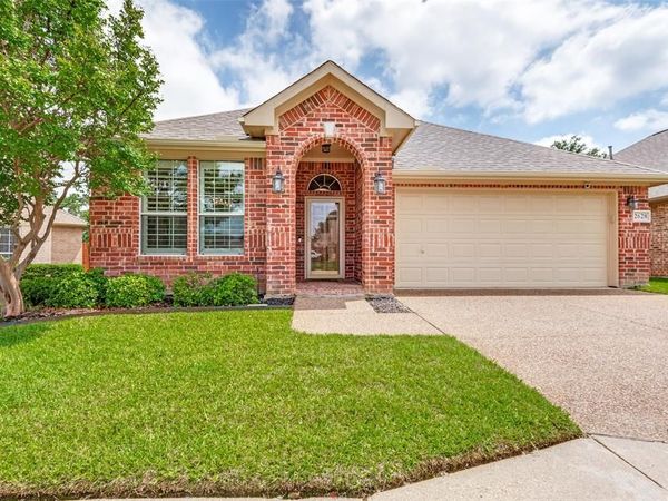 2628 Britany Circle, Bedford, TX 76022