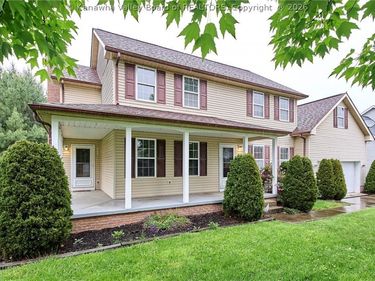 21 Christopher Drive, Hurricane, WV 25526