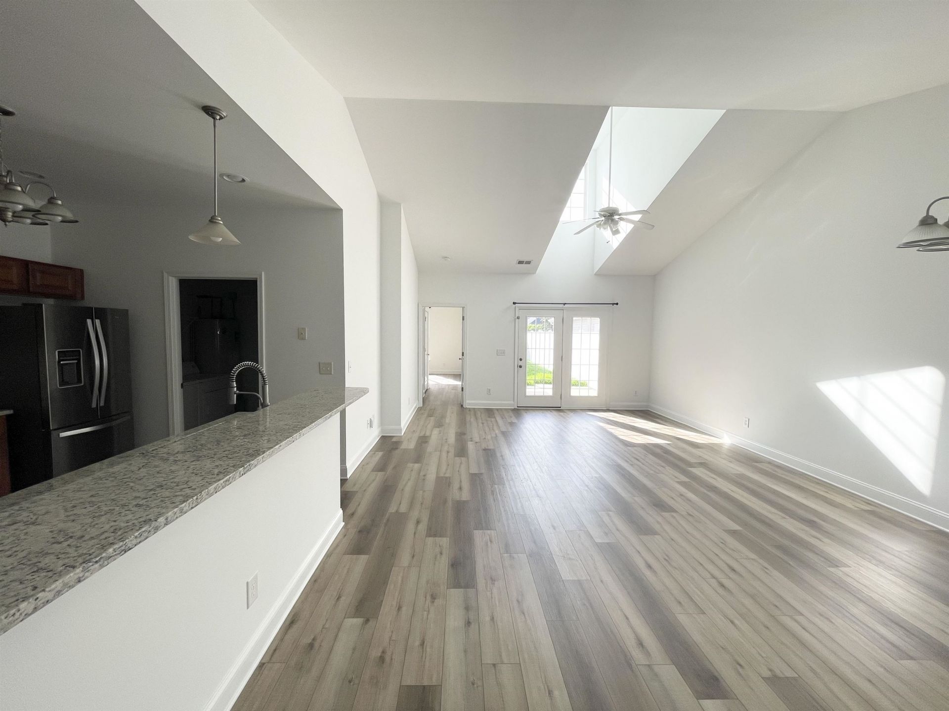 939 Wrigley Dr.  Photo 16