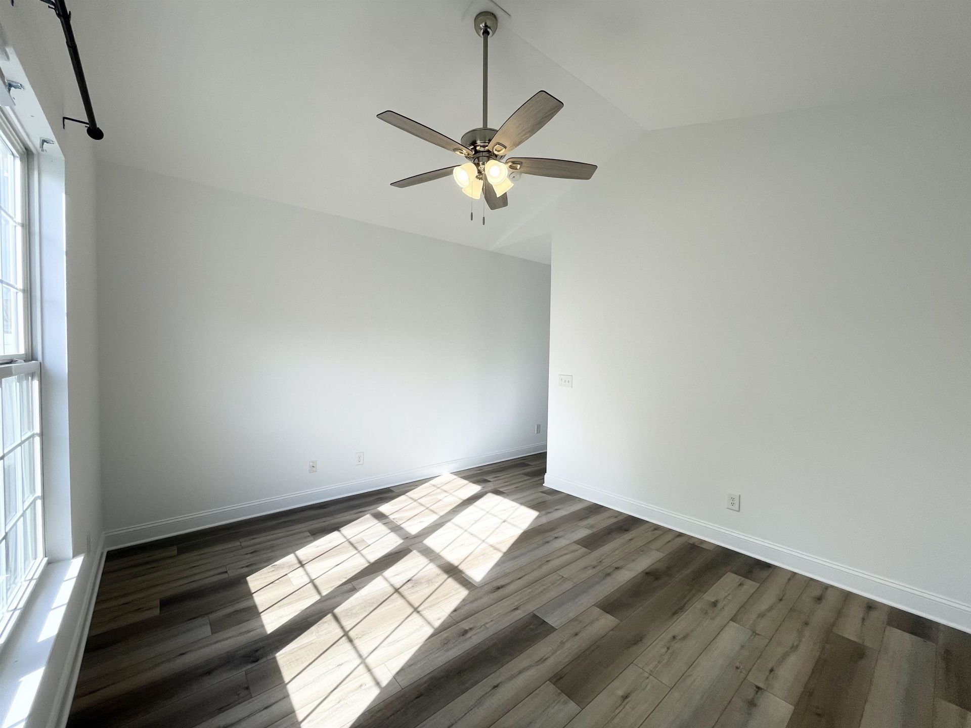 939 Wrigley Dr.  Photo 22