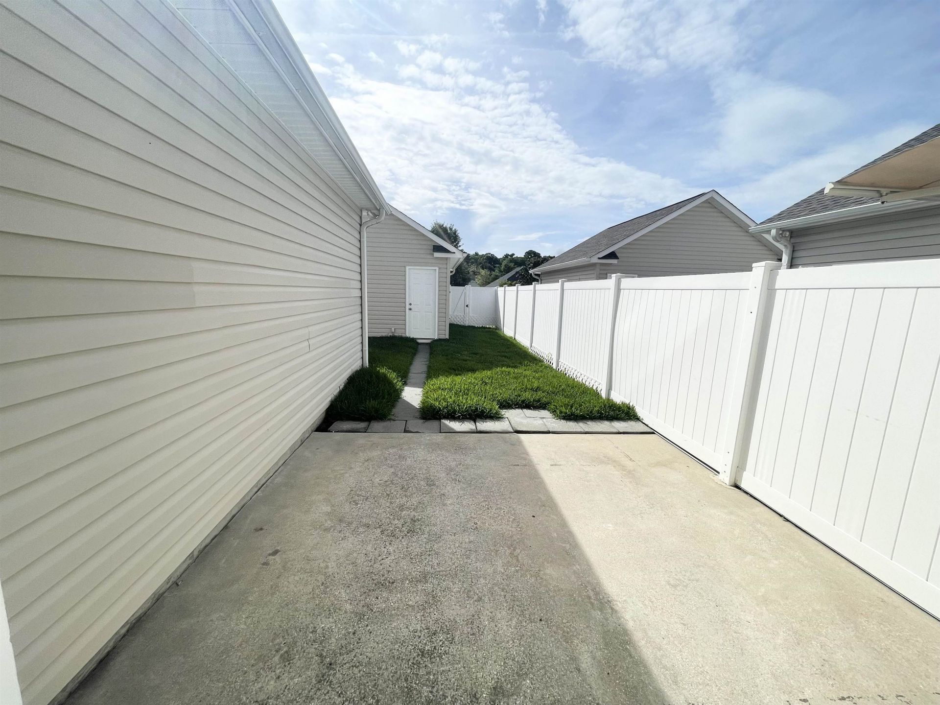 939 Wrigley Dr.  Photo 27