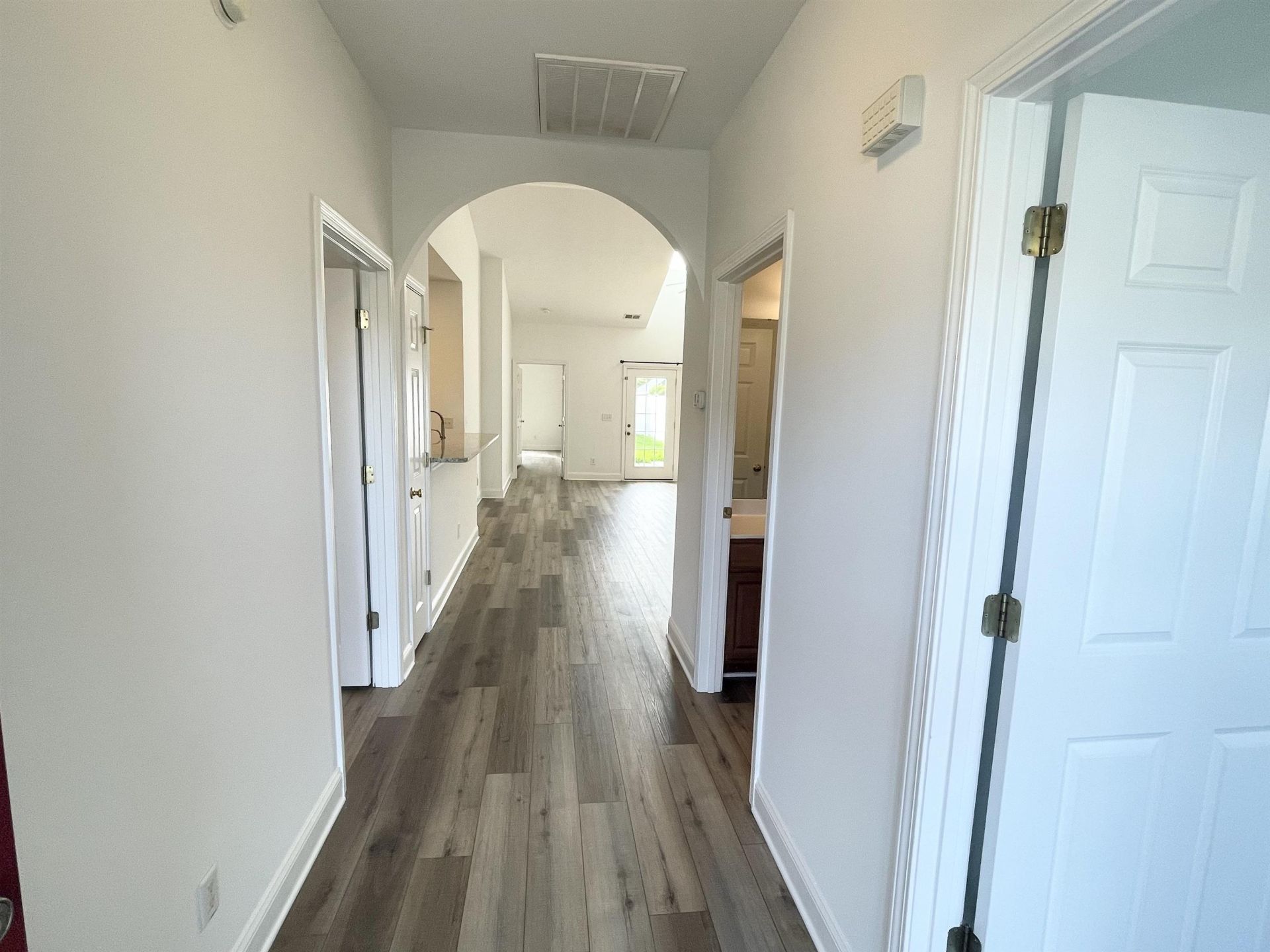 939 Wrigley Dr.  Photo 6