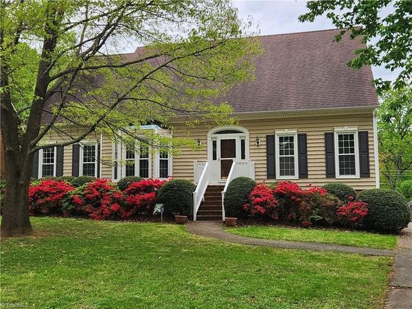 520 Barrett Road , Winston-Salem, NC 27104