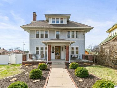 102 N 55 Street , Omaha, NE 68132