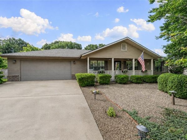10 Kirkcaldy Drive , Bella Vista, AR 72715